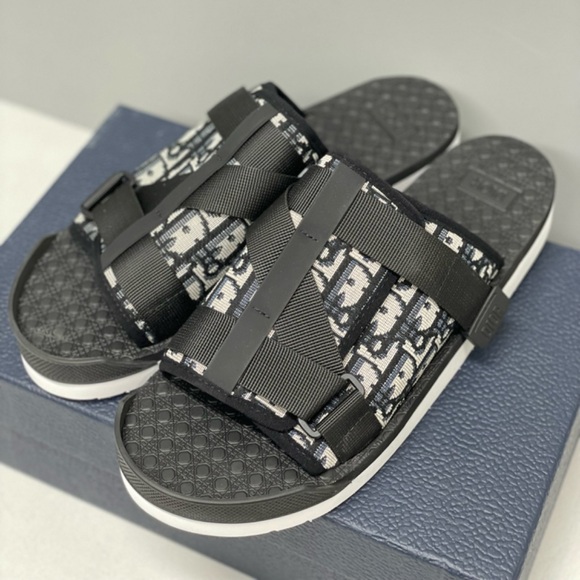 Dior slides in all sizes for men - Picture 2 of 6
